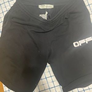 OFF WHITE shorts XXL